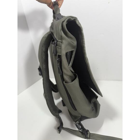 TUMI T-Tech Bag Olive Convertible Ballistic Messenger Bag Padded Backpack - Picture 4 of 12